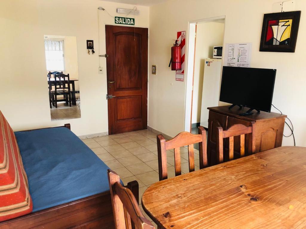 Ferienwohnung Deptos Belgrano 674 Centro Salta Zimmer foto